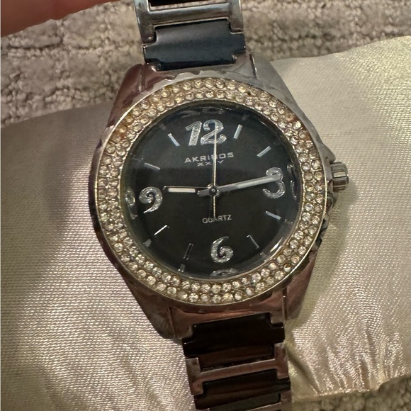Akribos XXIV women’s embellished watch - Picture 4 of 5